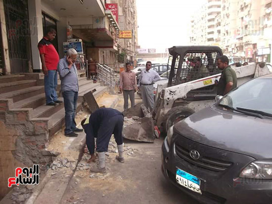 حملة نظافة بشارع فيصل (2)