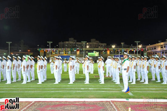 الأكاديمية العربية تحتفل بتخريج الدفعة 85 من طلاب النقل البحرى (7)