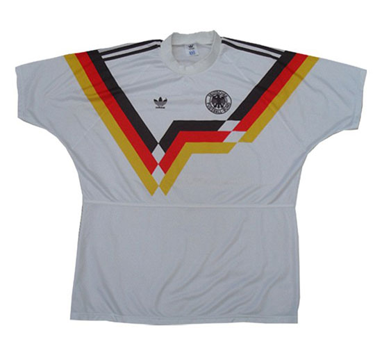6-قميص-منتخب-السويدالمانيا-الغربية