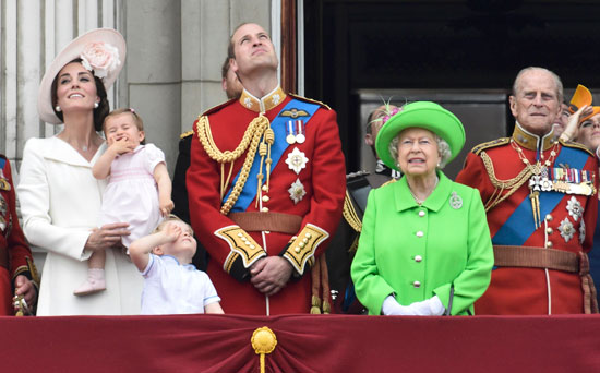 احتفالات العائلة المالكة فى لندن (10)