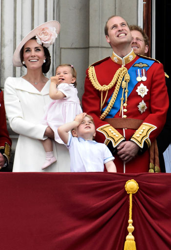 احتفالات العائلة المالكة فى لندن (4)
