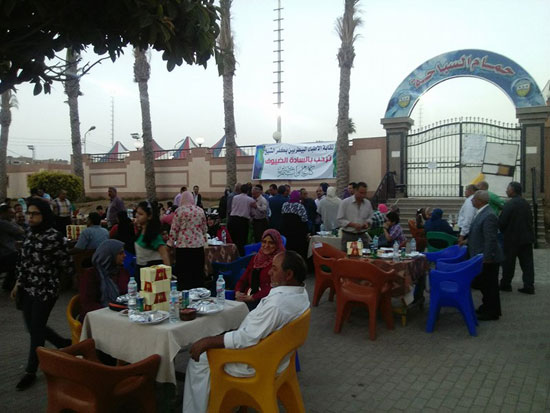 إفطار جماعى لنقابة البييطريين بكفر الشيخ  (10)