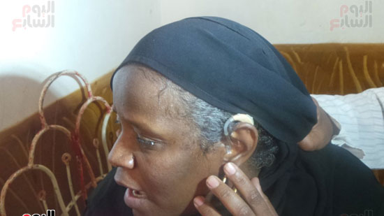 السيدة النوبية مروة محمد عبد الله فقدت بصرها وسمعها بسبب جراحة فاشلة (1)
