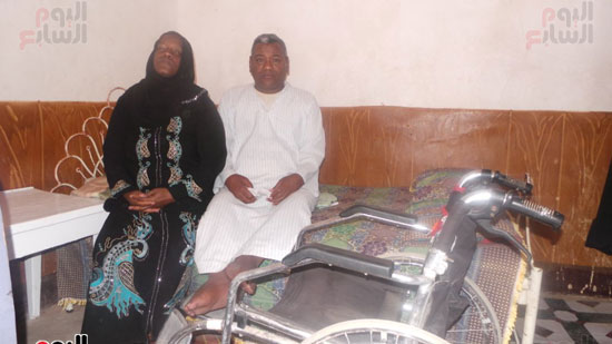 السيدة النوبية مروة محمد عبد الله فقدت بصرها وسمعها بسبب جراحة فاشلة (2)