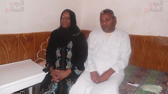 السيدة النوبية مروة محمد عبد الله فقدت بصرها وسمعها بسبب جراحة فاشلة (4)