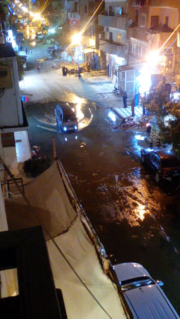 مياه-الصرف-الصحى-تغرق-شارع-الدقهلية-فى-الاسماعيلية--(1)
