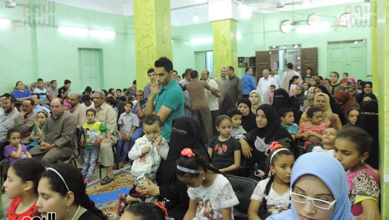 رحلات عمرة بمسابقة حفظة القرآن الكريم بمؤسسة وجه مصر للمساعدات الاجتماعية (4)