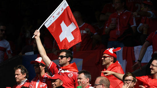 سويسرا يقترب من التأهل بعد التعادل مع رومانيا فى يورو 2016 (3)