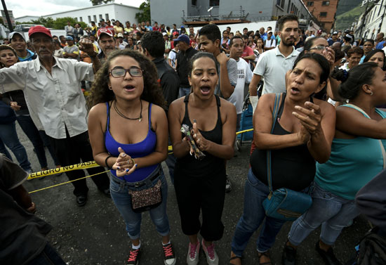 مظاهرات فى فنزويلا (10)