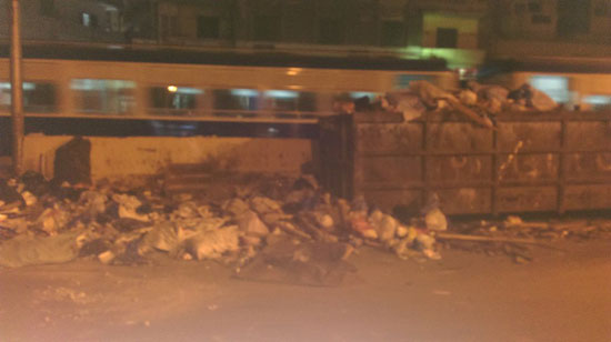 القمامة تحتل محيط ترام سيدى بشر فى الإسكندرية (3)