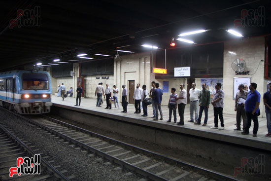 وزير النقل يشهد تدشين القطار المكيف الجديد رقم 16 بالخط الأول للمترو (6)