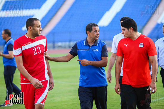 أبو هشيمة يشارك فى مباراة مع منتخب الصم على استاد القاهرة (36)
