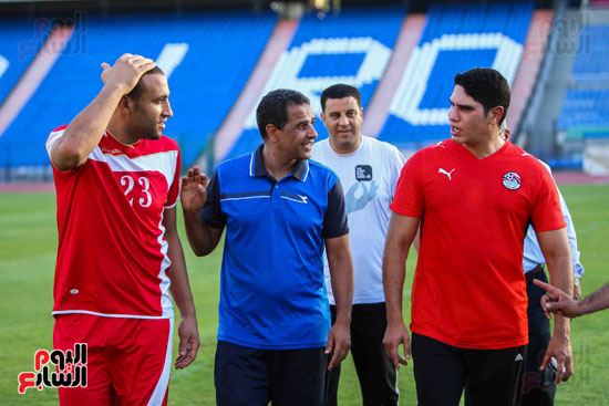 أبو هشيمة يشارك فى مباراة مع منتخب الصم على استاد القاهرة (38)