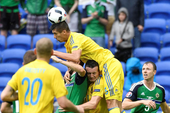 مباراة-اوكرانيا-وايرلندا-الشمالية--(7)