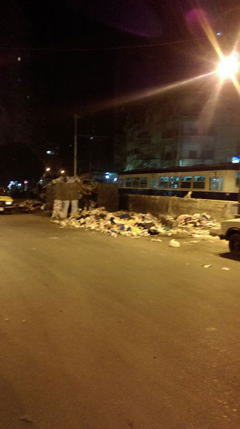 الإسكندرية-تتحول-إلى-أنهار-من-القمامة-(4)