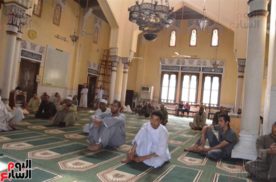 جلسات الدروس الدينية قبل الإفطار بمساجد الأقصر (3)