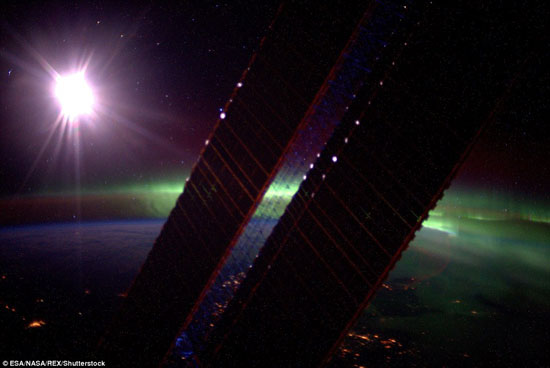 أهم صور التقطها تيم بيك من الفضاء (10)