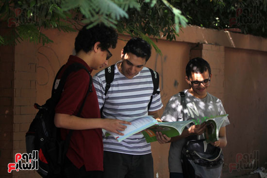 قطار الثانوية العامة يصل محطة التفاضل والتكامل (9)