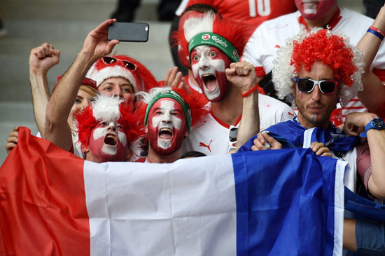 سويسرا وفرنسا يورو 2016 (46)