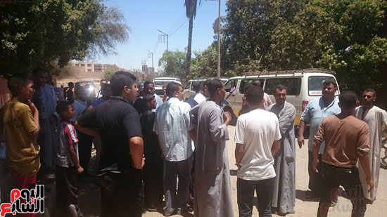 إضراب السائقين بنجع حماد (2)