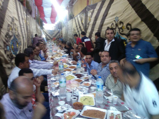 موجه تربية اجتماعية يقيم إفطارا جماعيا بكفر الشيخ (4)