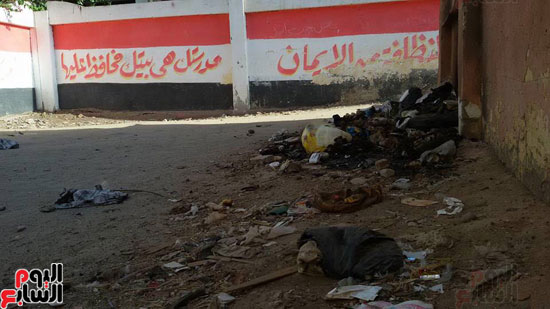 تراكم-أكوام-القمامة-فى-قرية-نشا-بمحافظة-الدقهلية--(3)