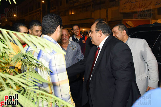  محافظ الإسكندرية لن أتهاون فى حق المواطن وسيتم محاسبة أى مقصر (9)