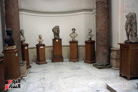 3-تماثيل-من-العصر-الرومانى