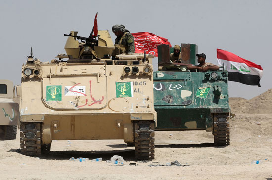 القوات العراقية تقترب من تحرير الفلوجة وتدك معاقل داعش بالصقلاوية (5)
