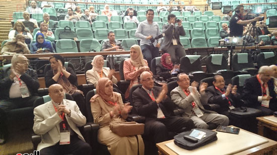 انطلاق فعاليات المؤتمر السنوى لقسم التخدير بجامعة عين شمس (2)