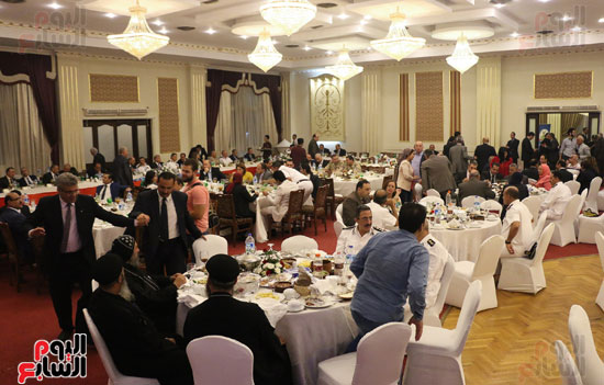 جانب-من-الحضور-وقت-الإفطار-السنوى-لمديرية-الأمن-(2)