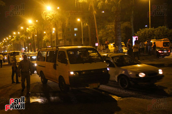 شلل مرورى فى شارع الهرم بسبب حريق مدينة السينما (7)