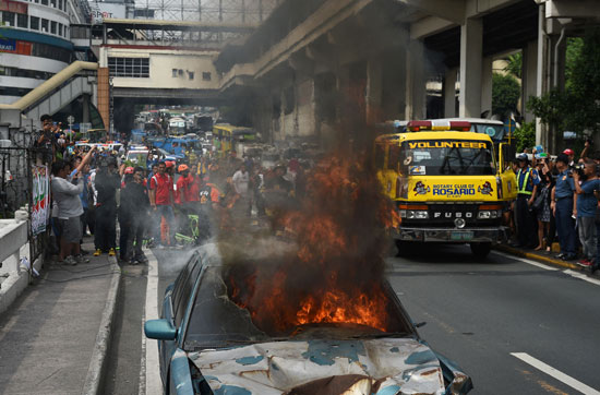 مانيلا، الفلبين، رجال انقاذ، زلزال (2)