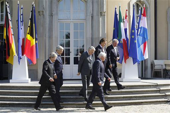 اجتماع وزراء اوروبا (1)