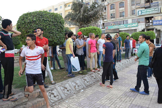 طلاب الثانوية العامة يتظاهرون بمحافظة الدقهلية اعتراضا على تأجيل الامتحانات (3)