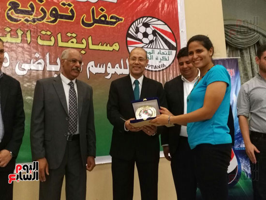 تكريم الحكام الدوليين فى حفل منطقة القاهرة  (3)