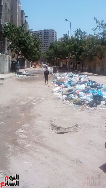 القمامة تغرق شوارع الإسكندرية والمحافظة تعجز عن حل الأزمة (2)