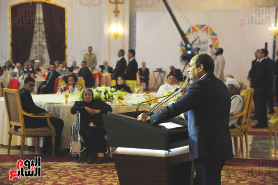  الرئيس السيسي فى حفل الإفطار الثانى للأسرة المصرية (8)