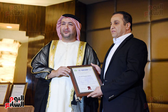 المؤسسة العربية للتنمية تكرم وزير الشباب والرياضة ضمن أقوى 20 شخصية (9)