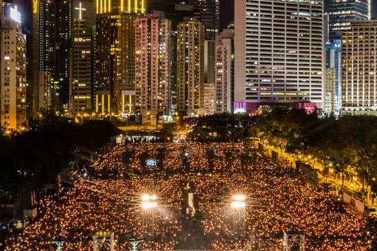 المتظاهرين يتجمعون فى هونج كونج (9)