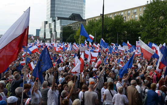 مظاهرات بولندا (2)