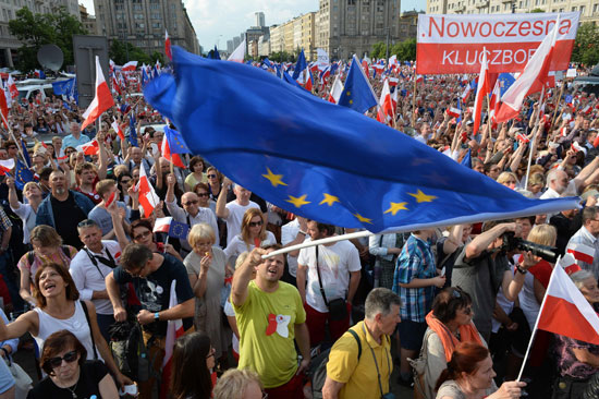 مظاهرات بولندا (4)