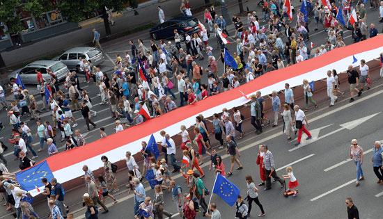 مظاهرات بولندا (7)