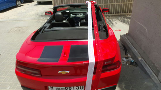 مصرى يهدى خطيبته الأردنية سيارة فارهة فى عيد ميلادها بدبى  (5)