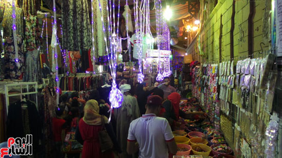  زينة رمضان تملأ شوارع أسوان  (6)