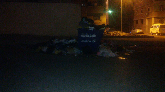 القمامة تحاصر شوارع مدينة العبور وسط تخاذل المسئولين  (3)