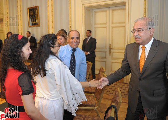 رئيس الوزراء يلتقى أبناء الجالية المصرية فى كندا لبحث مطالبهم (19)