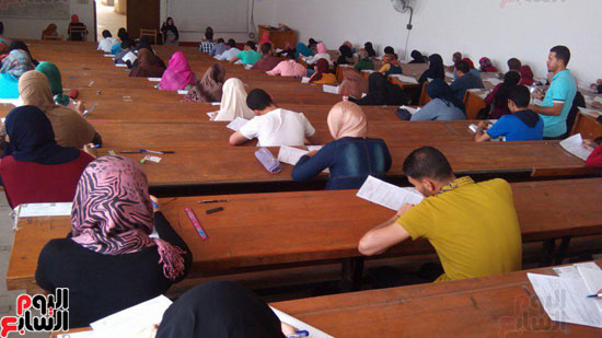 امتحانات جامعة قناة السويس (1)