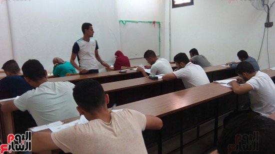 امتحانات جامعة قناة السويس (4)