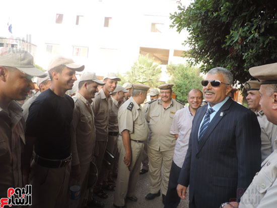 مدير أمن الغربية يتفقد خدمات تأمين المنشآت الهامة بطنطا (10)